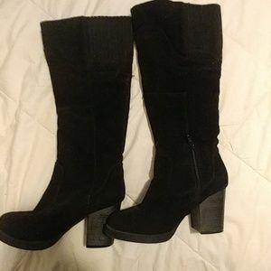 Size 6.5 Suede  boots